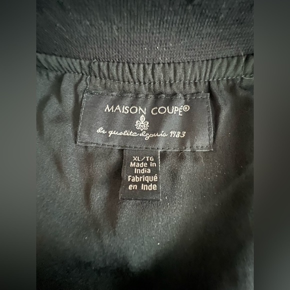 Bomber Lightweight Jacket - Picture 5 of 6